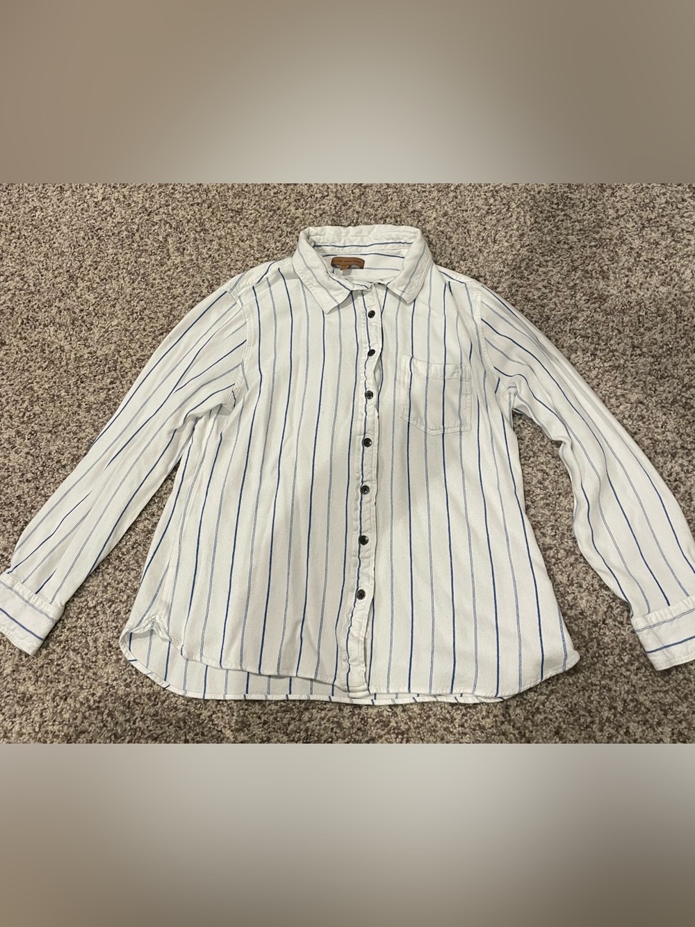 JACHS Girlfriend White Button-Down Shirt with Blue Stripes